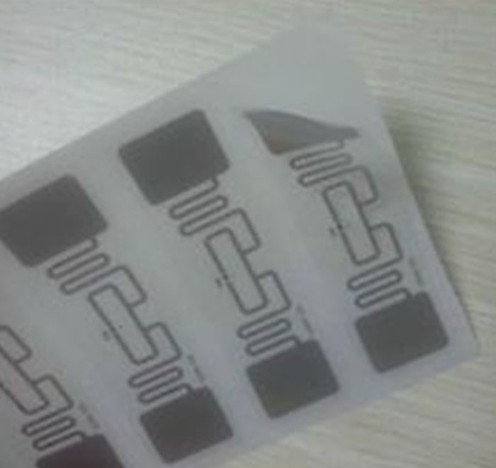 70x17-uhf-rfid-etiket4