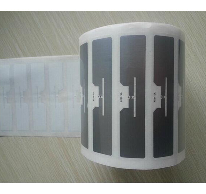 93x19-uhf-rfid-etiket2