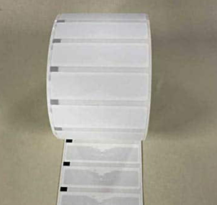 93x19-uhf-rfid-etiket5